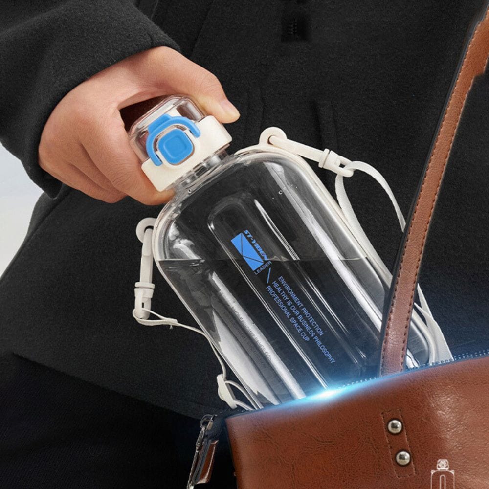 Gourde Plate en Plastique Bleu 750ml Bleu